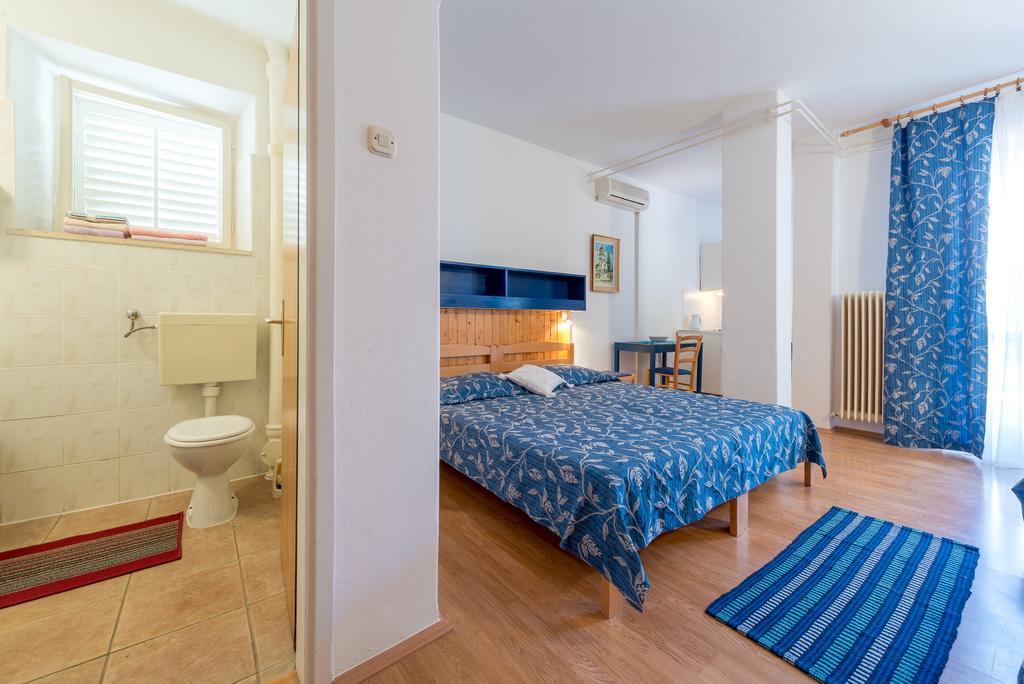 Apartments Giardino 챠브타트 외부 사진